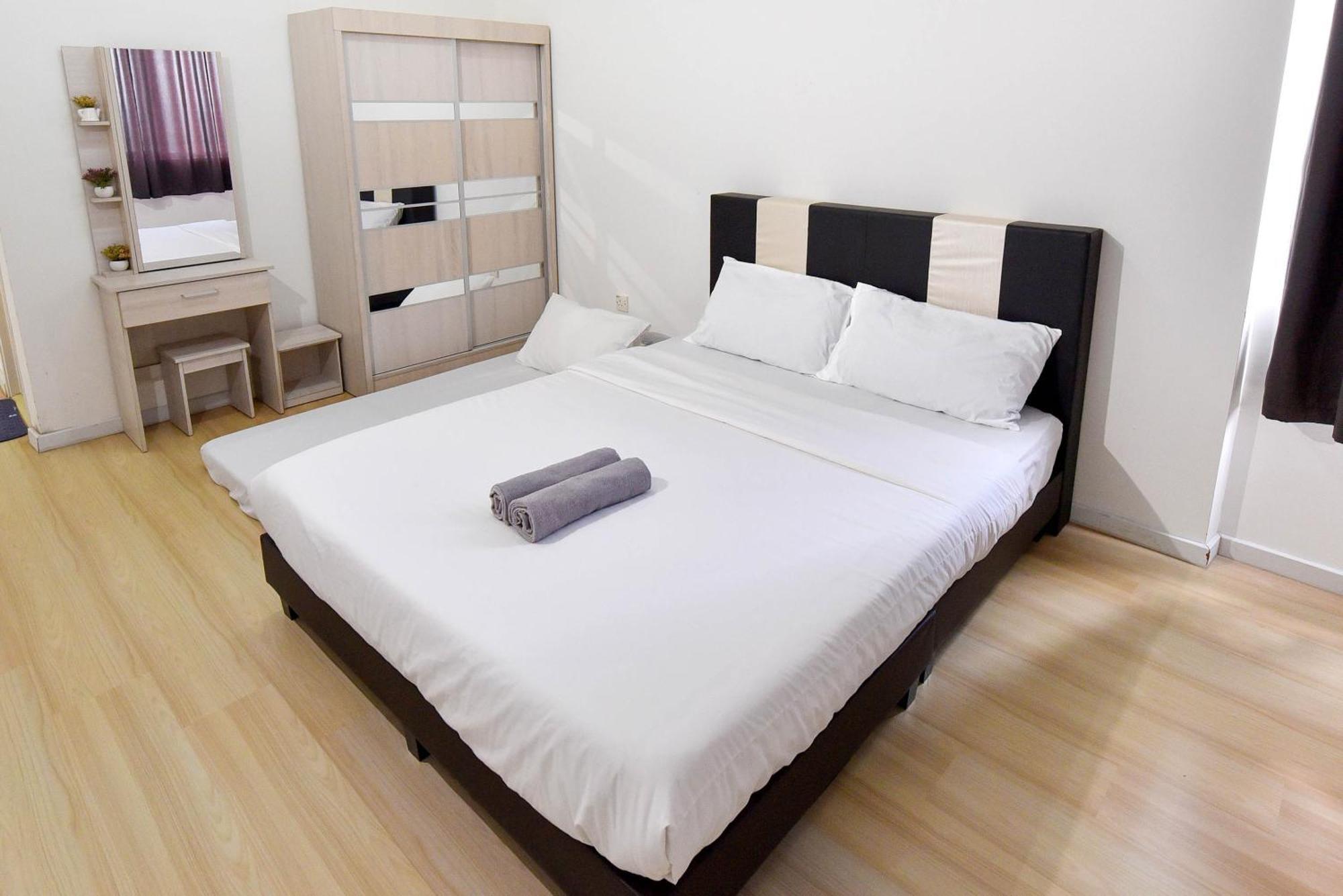 Garden 3br With Wifi & Netflix Apartment *